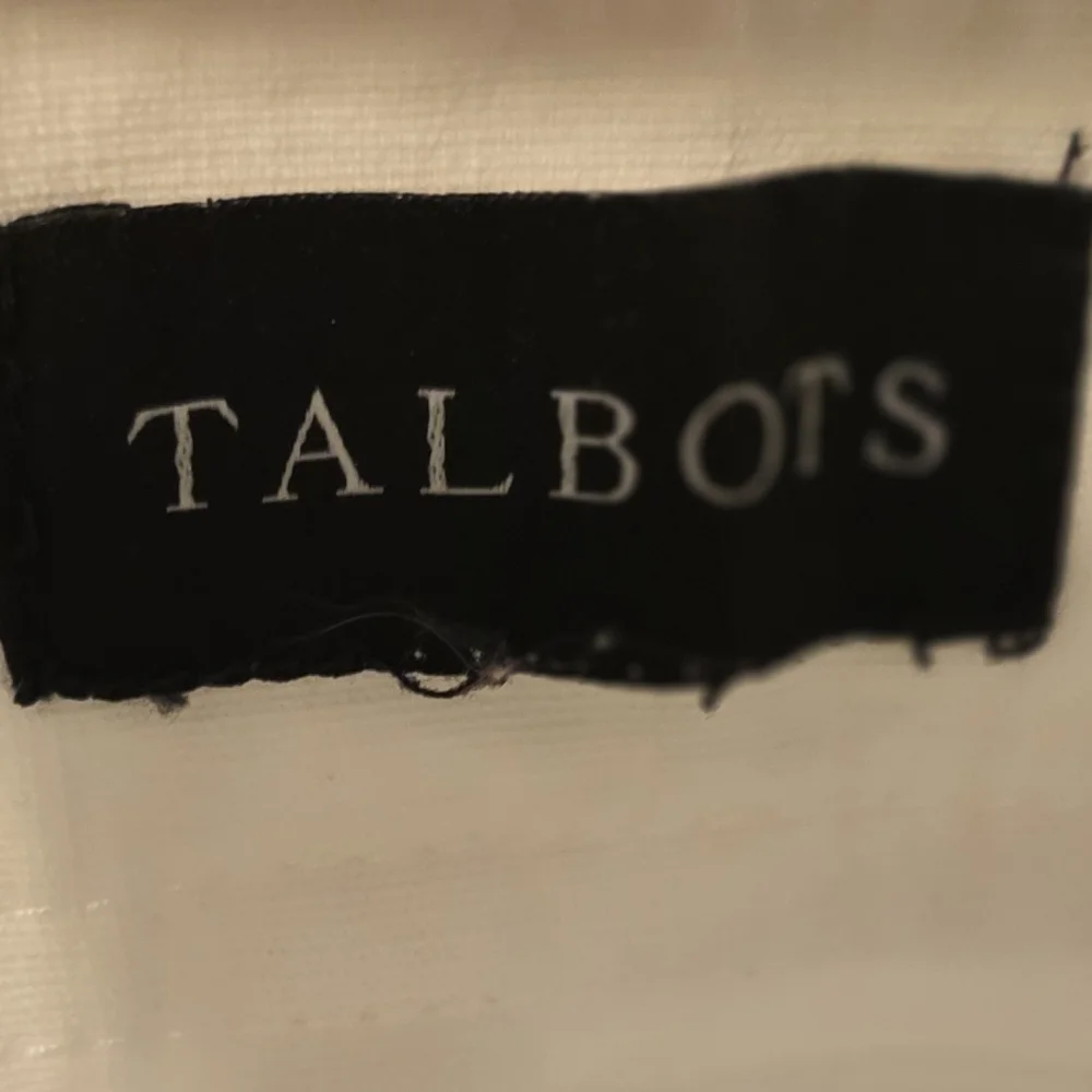 Talbots Cream Cropped Pants with Gold Buttons, PXL